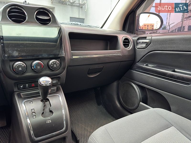Внедорожник / Кроссовер Jeep Compass 2010 в Львове