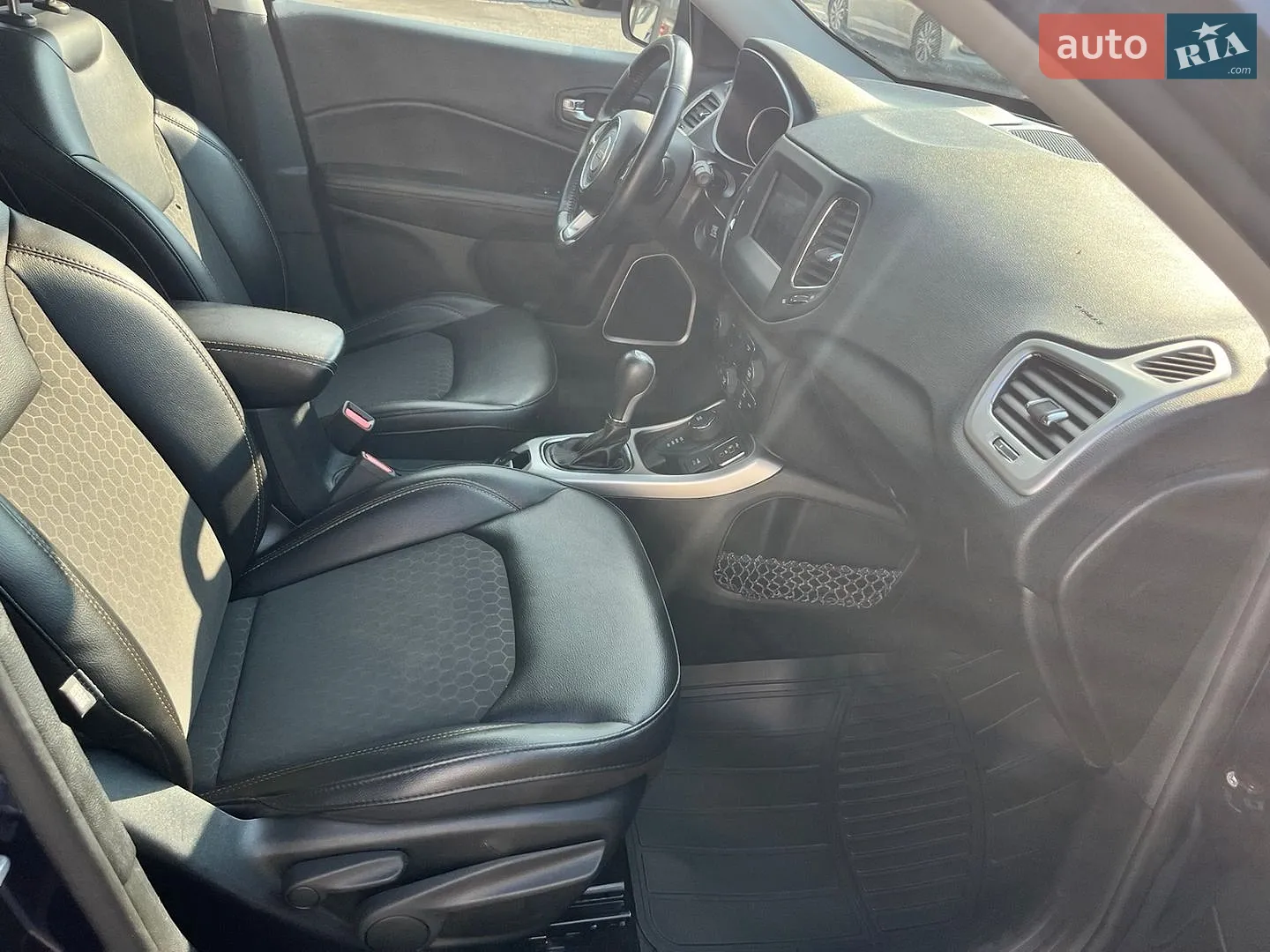 2019 Jeep Compass - мініатюра 47