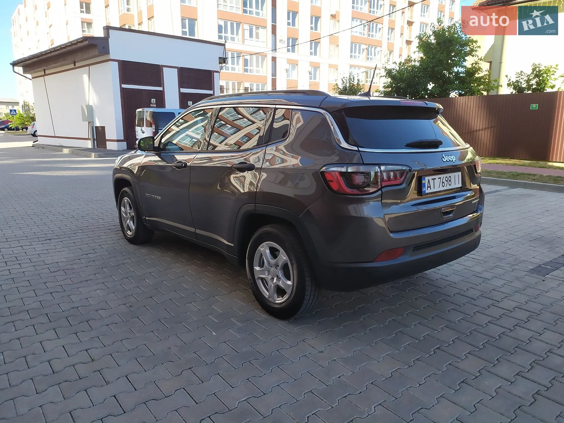 2021 Jeep Compass - мініатюра 12