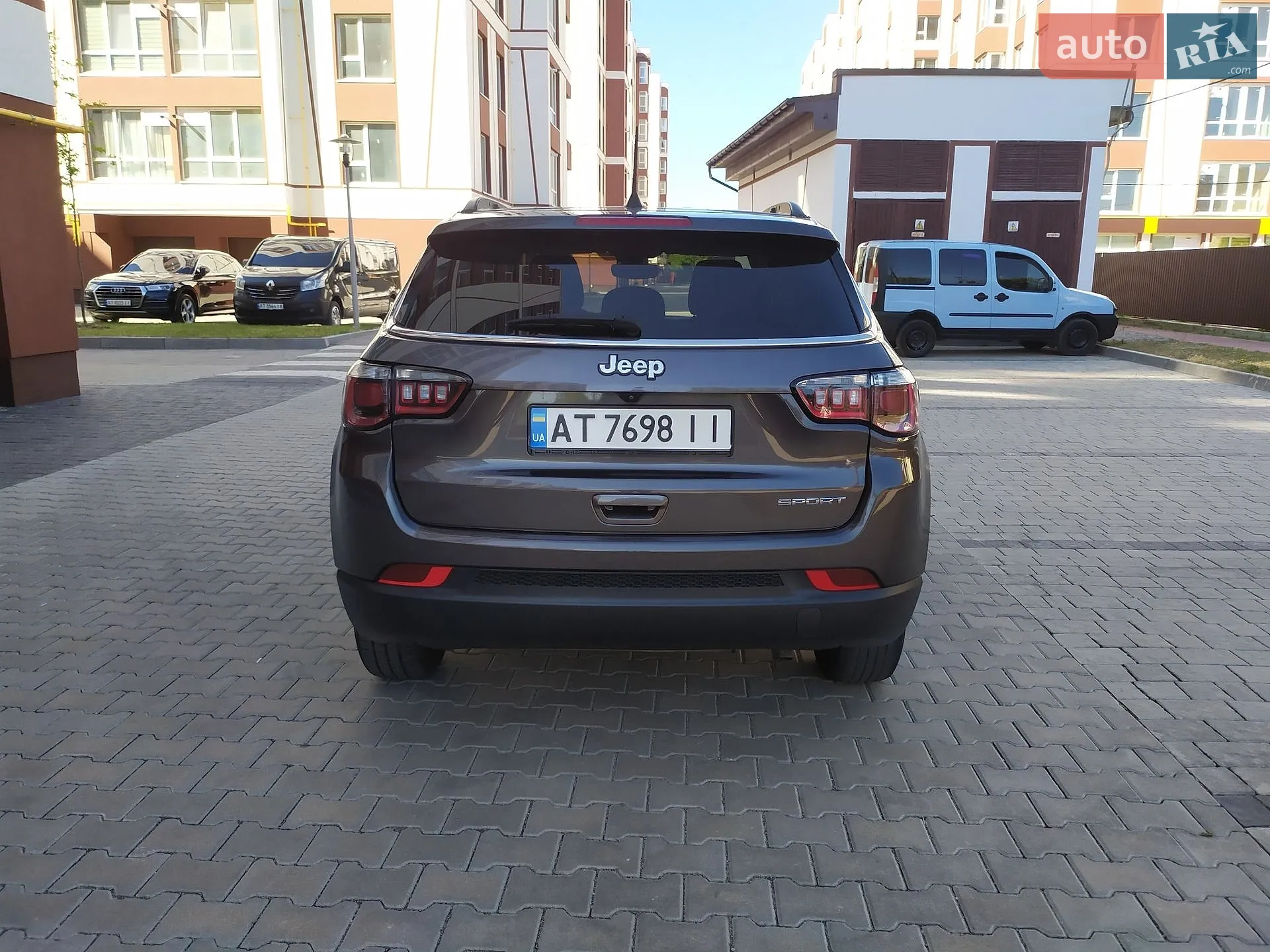 2021 Jeep Compass - мініатюра 13