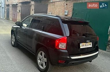 Внедорожник / Кроссовер Jeep Compass 2012 в Киеве