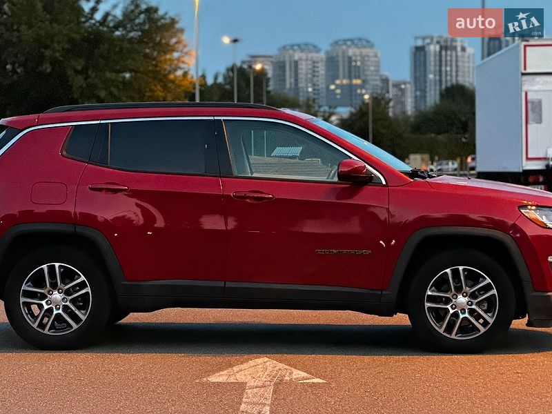 Внедорожник / Кроссовер Jeep Compass 2018 в Киеве