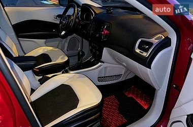Внедорожник / Кроссовер Jeep Compass 2018 в Киеве