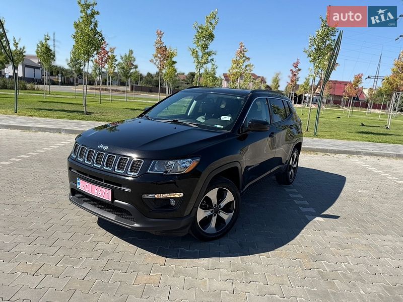 Внедорожник / Кроссовер Jeep Compass 2017 в Киеве