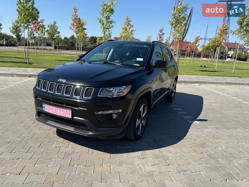 Внедорожник / Кроссовер Jeep Compass 2017 в Киеве