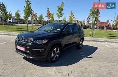 Внедорожник / Кроссовер Jeep Compass 2017 в Киеве