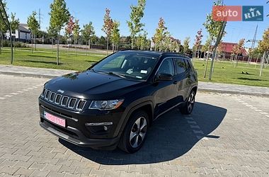 Внедорожник / Кроссовер Jeep Compass 2017 в Киеве