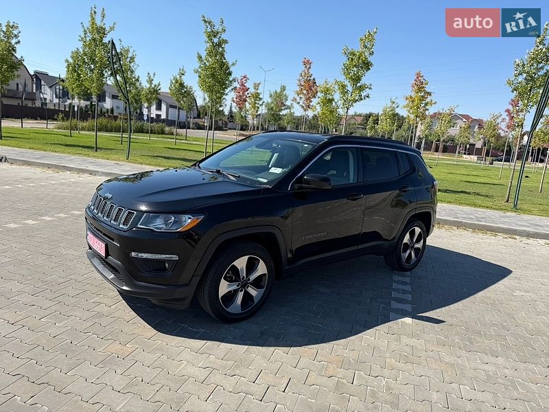 Внедорожник / Кроссовер Jeep Compass 2017 в Киеве