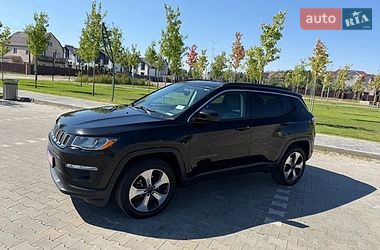 Внедорожник / Кроссовер Jeep Compass 2017 в Киеве