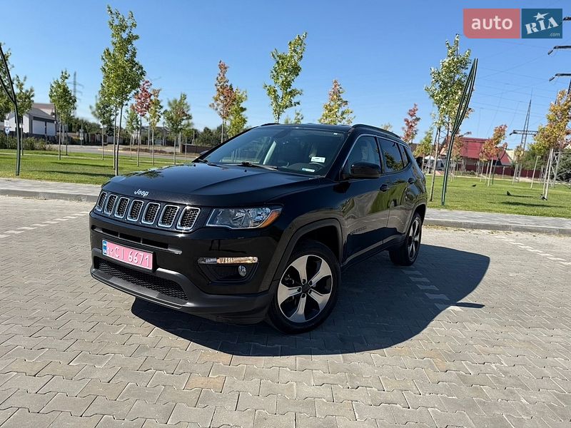 Внедорожник / Кроссовер Jeep Compass 2017 в Киеве