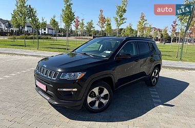 Внедорожник / Кроссовер Jeep Compass 2017 в Киеве