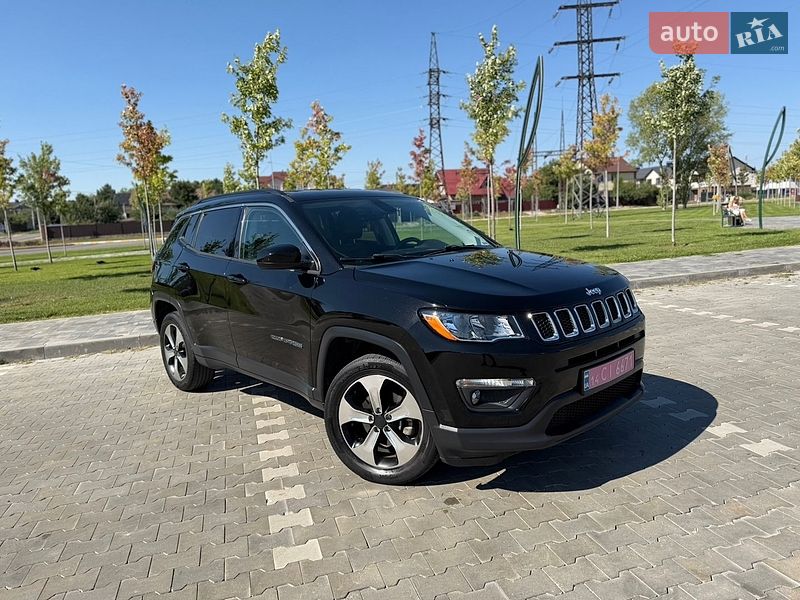 Внедорожник / Кроссовер Jeep Compass 2017 в Киеве