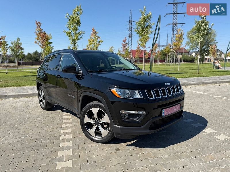 Внедорожник / Кроссовер Jeep Compass 2017 в Киеве