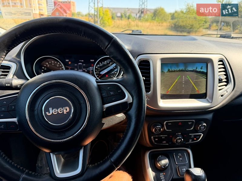 Внедорожник / Кроссовер Jeep Compass 2017 в Киеве