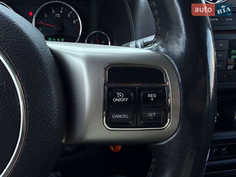 Позашляховик / Кросовер Jeep Compass 2011 в Києві