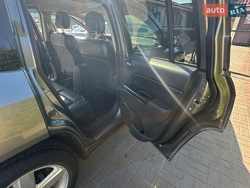 Позашляховик / Кросовер Jeep Compass 2012 в Києві фото 11 Позашляховик / Кросовер Jeep Compass 2012 в Києві