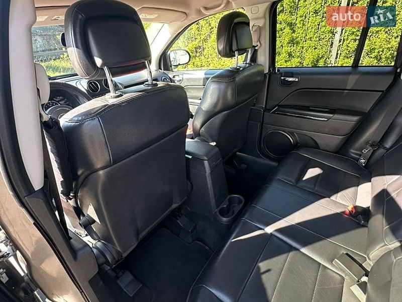 Позашляховик / Кросовер Jeep Compass 2012 в Києві фото 19 Позашляховик / Кросовер Jeep Compass 2012 в Києві