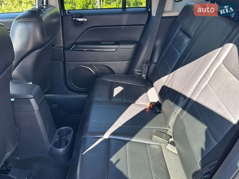 Позашляховик / Кросовер Jeep Compass 2012 в Києві фото 20 Позашляховик / Кросовер Jeep Compass 2012 в Києві