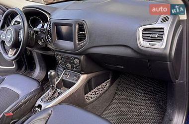 Позашляховик / Кросовер Jeep Compass 2017 в Броварах