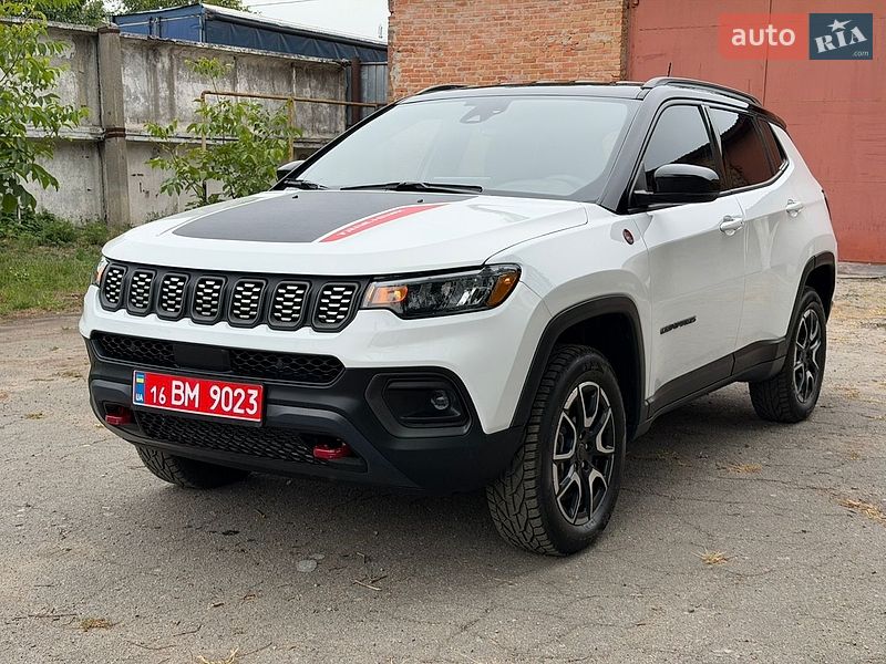 Позашляховик / Кросовер Jeep Compass 2025 в Лубнах