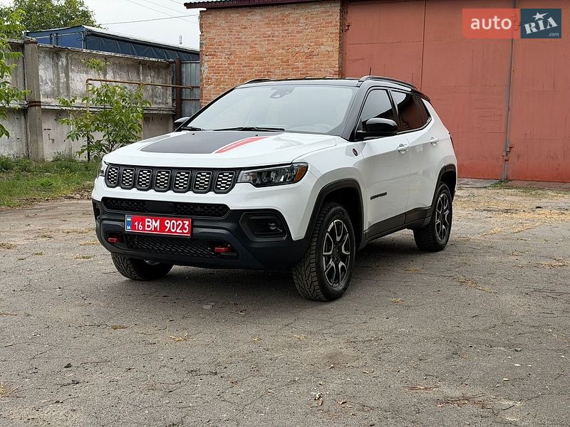 Позашляховик / Кросовер Jeep Compass 2025 в Лубнах