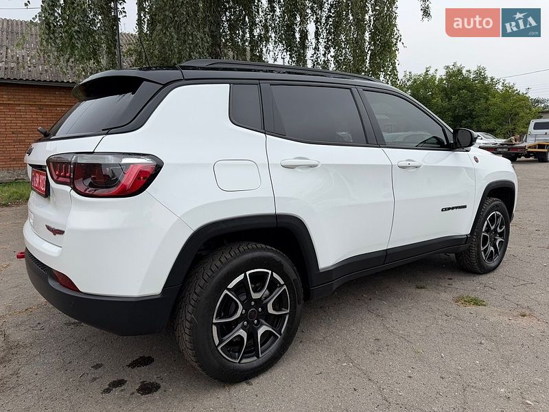 Позашляховик / Кросовер Jeep Compass 2025 в Лубнах