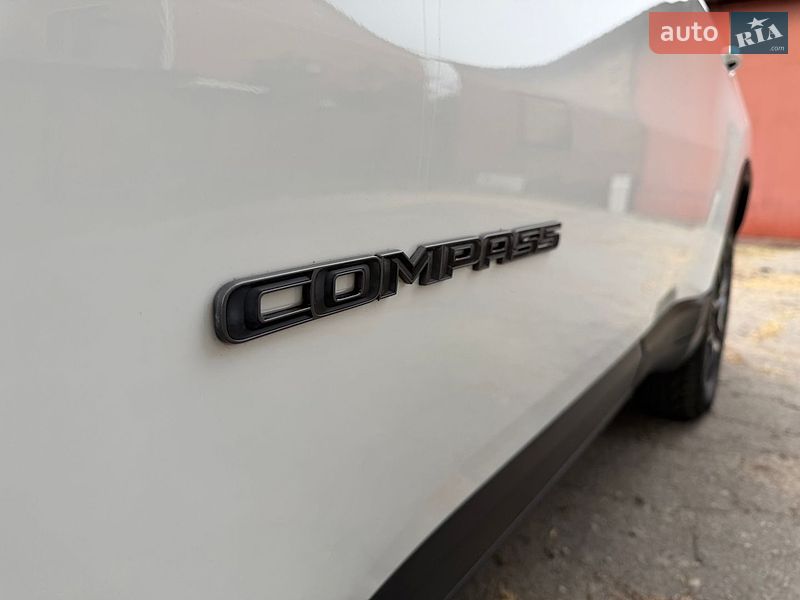 Позашляховик / Кросовер Jeep Compass 2025 в Лубнах