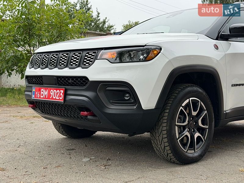 Позашляховик / Кросовер Jeep Compass 2025 в Лубнах