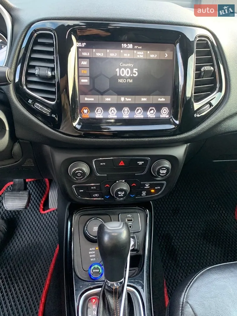 2017 Jeep Compass - мініатюра 24