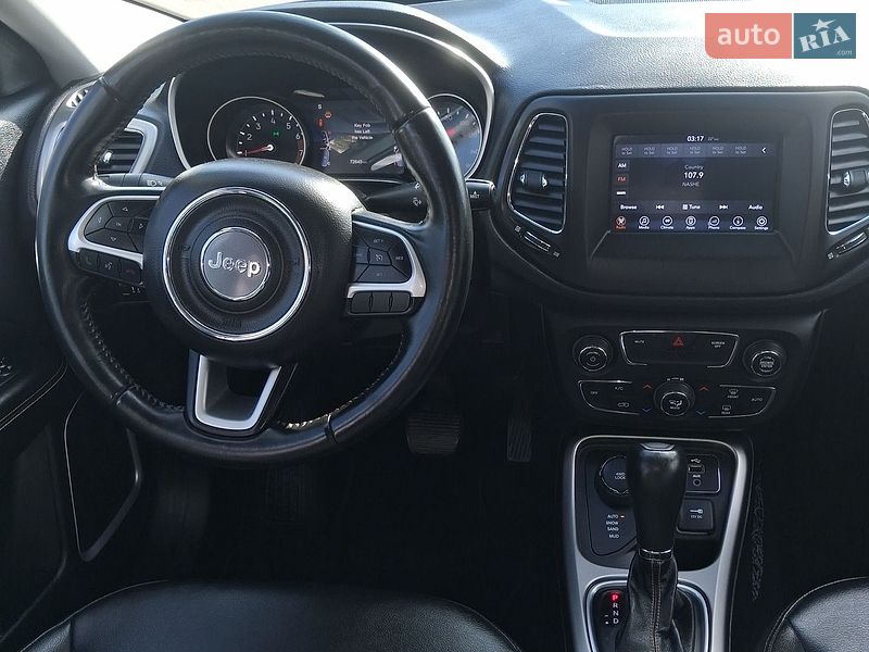 Внедорожник / Кроссовер Jeep Compass 2017 в Василькове