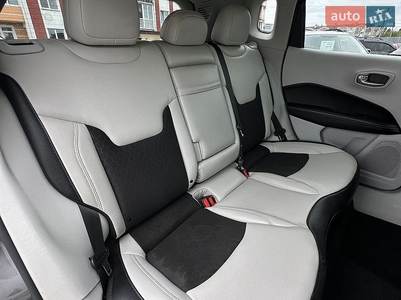 Внедорожник / Кроссовер Jeep Compass 2018 в Белогородке