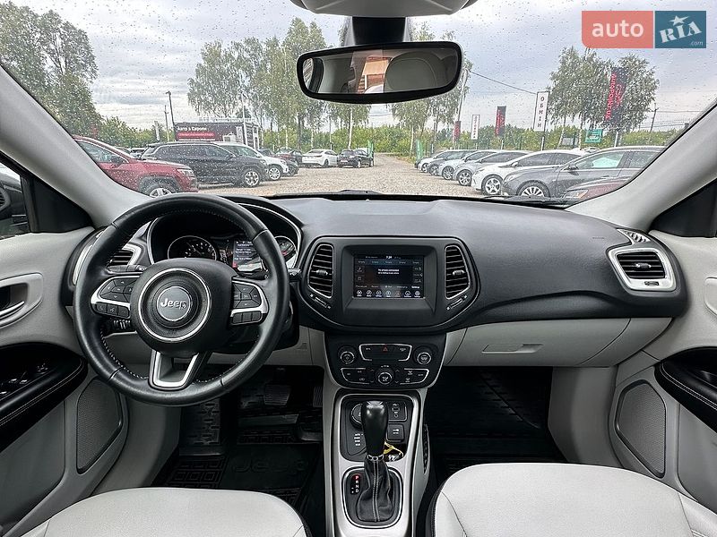 Внедорожник / Кроссовер Jeep Compass 2018 в Белогородке