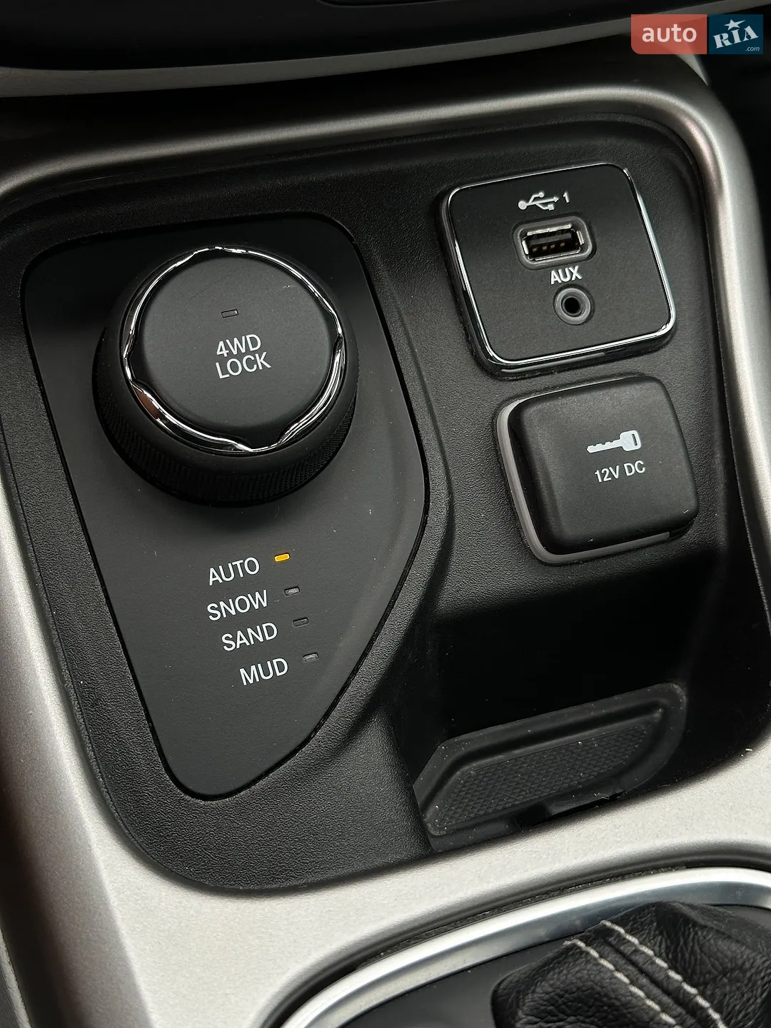 2018 Jeep Compass - мініатюра 38