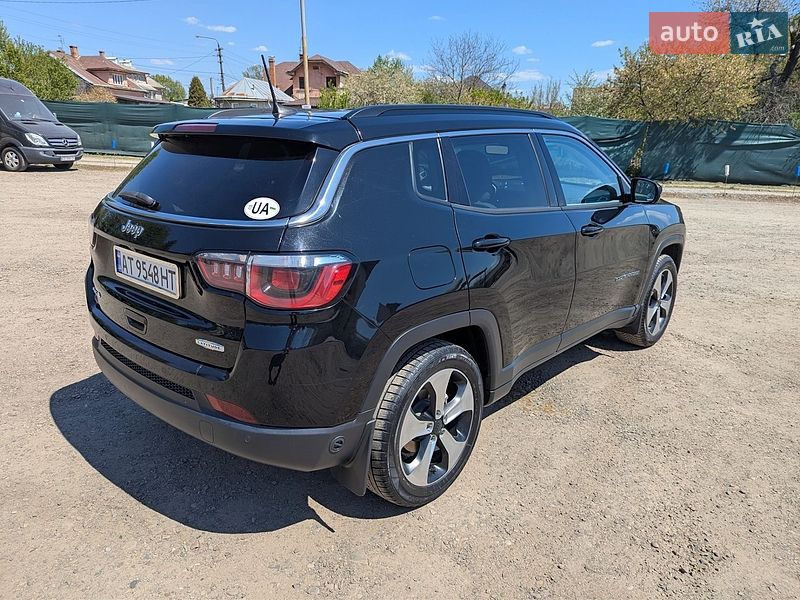 Позашляховик / Кросовер Jeep Compass 2019 в Чернівцях