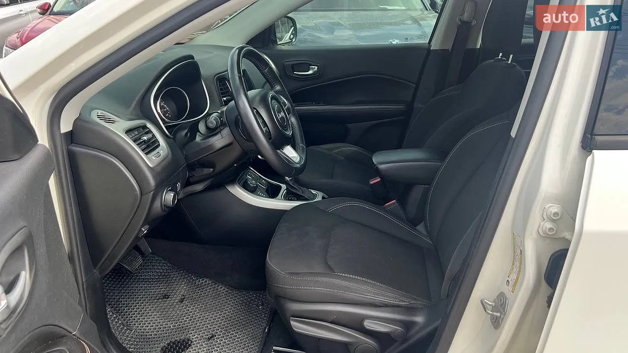 2018 Jeep Compass - мініатюра 12