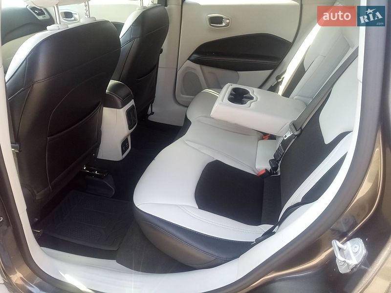 Внедорожник / Кроссовер Jeep Compass 2017 в Полтаве