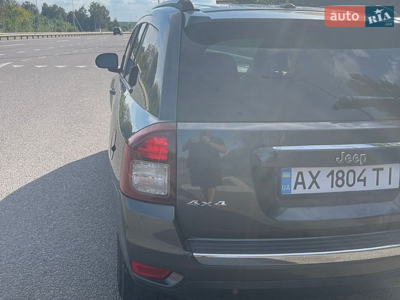 Позашляховик / Кросовер Jeep Compass 2014 в Валках