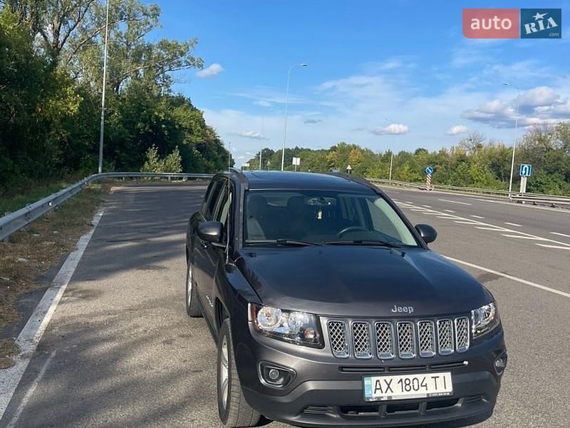 Позашляховик / Кросовер Jeep Compass 2014 в Валках