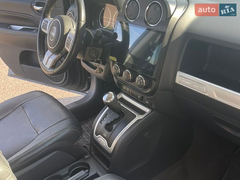 Позашляховик / Кросовер Jeep Compass 2014 в Валках
