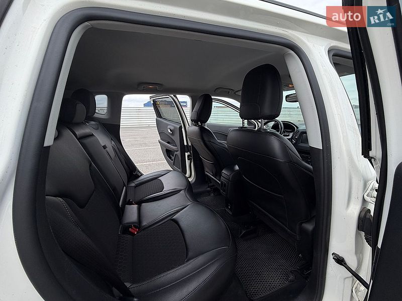 Внедорожник / Кроссовер Jeep Compass 2019 в Львове