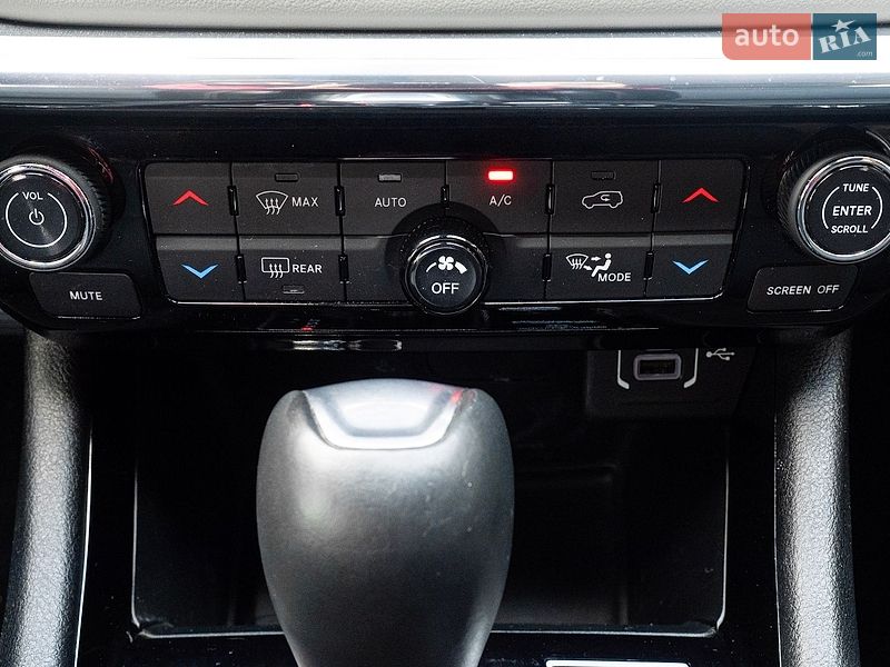 Внедорожник / Кроссовер Jeep Compass 2022 в Киеве