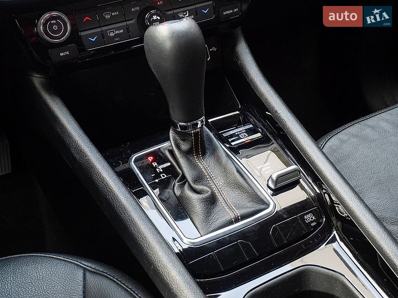 Внедорожник / Кроссовер Jeep Compass 2022 в Киеве