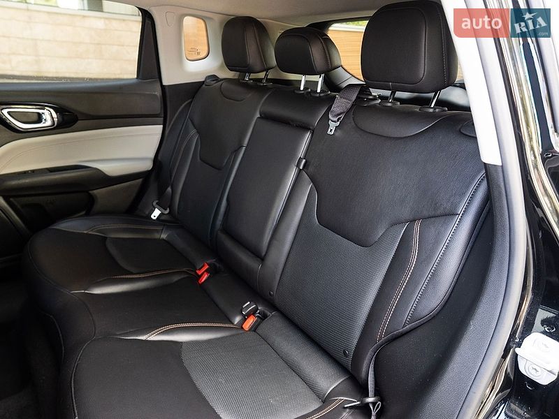 Внедорожник / Кроссовер Jeep Compass 2022 в Киеве