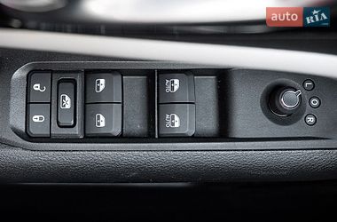 Внедорожник / Кроссовер Jeep Compass 2022 в Киеве