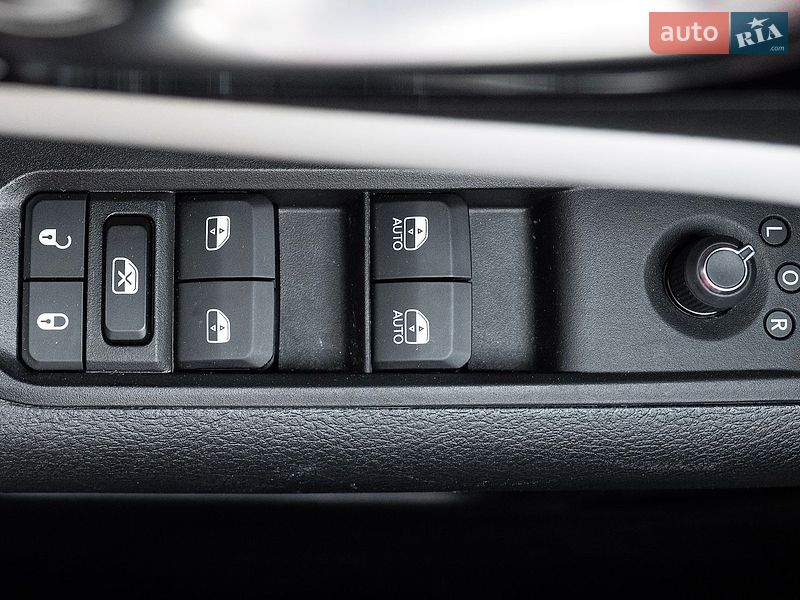 Внедорожник / Кроссовер Jeep Compass 2022 в Киеве