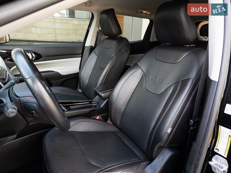 Внедорожник / Кроссовер Jeep Compass 2022 в Киеве