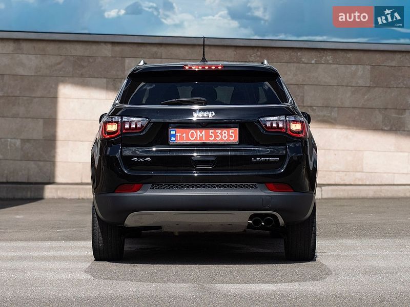 Внедорожник / Кроссовер Jeep Compass 2022 в Киеве