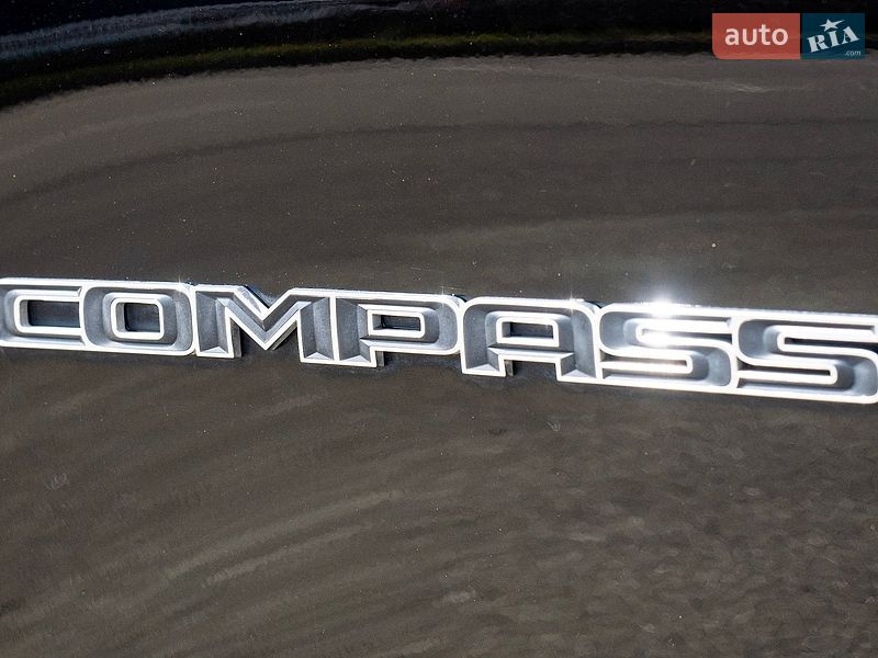 Внедорожник / Кроссовер Jeep Compass 2022 в Киеве