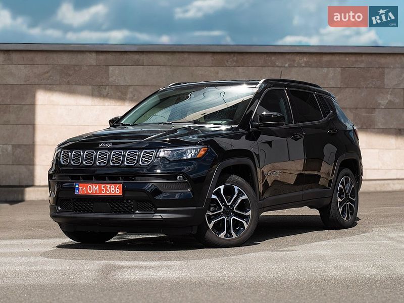 Внедорожник / Кроссовер Jeep Compass 2022 в Киеве