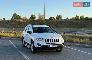 Внедорожник / Кроссовер Jeep Compass 2015 в Полтаве